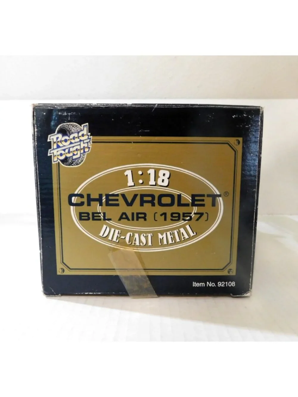 1957 Chevrolet Bel Air 1:18 Die-Cast Model Red Convertible Road Tough